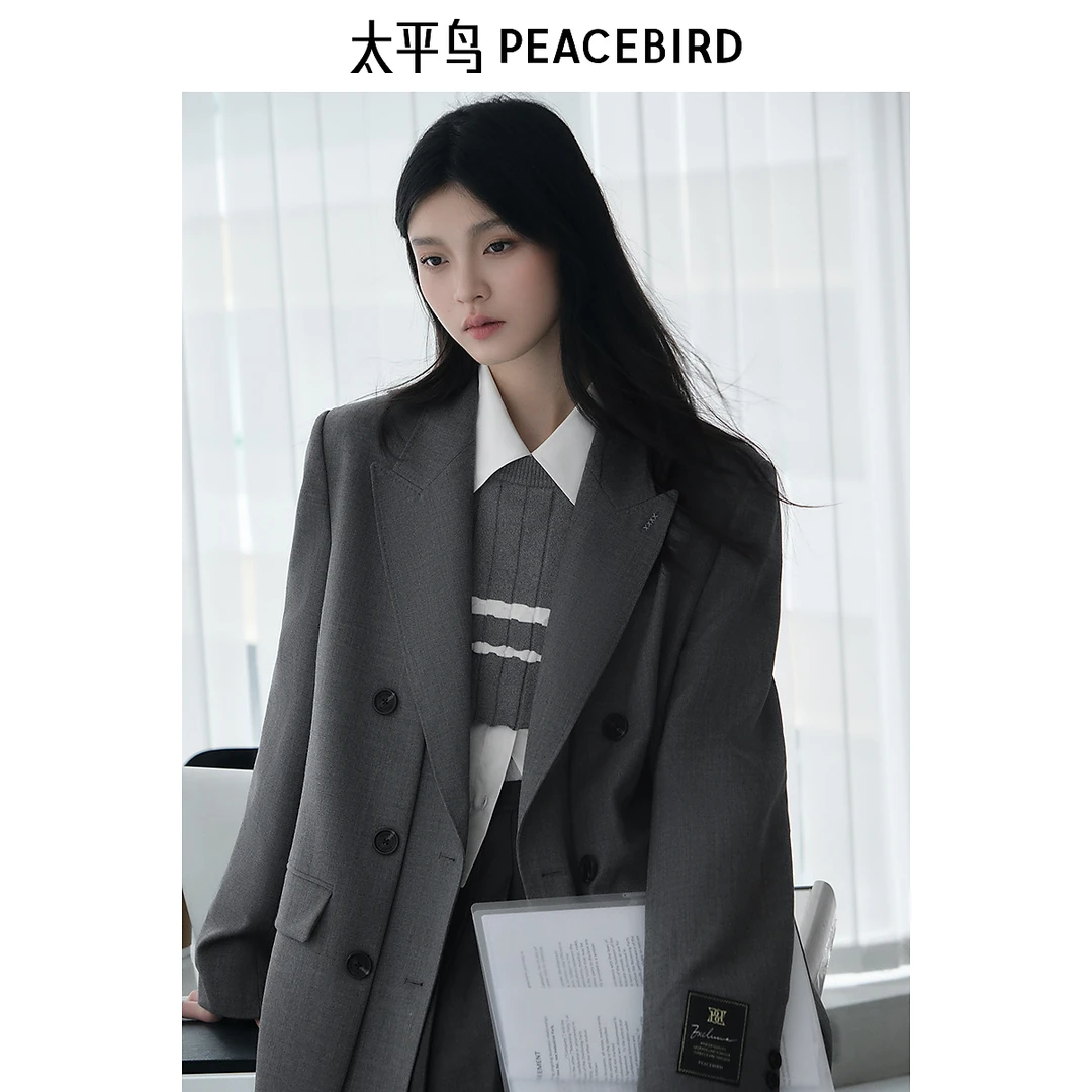 太平鸟女装秋季羊毛双排扣西装A1BAE3470