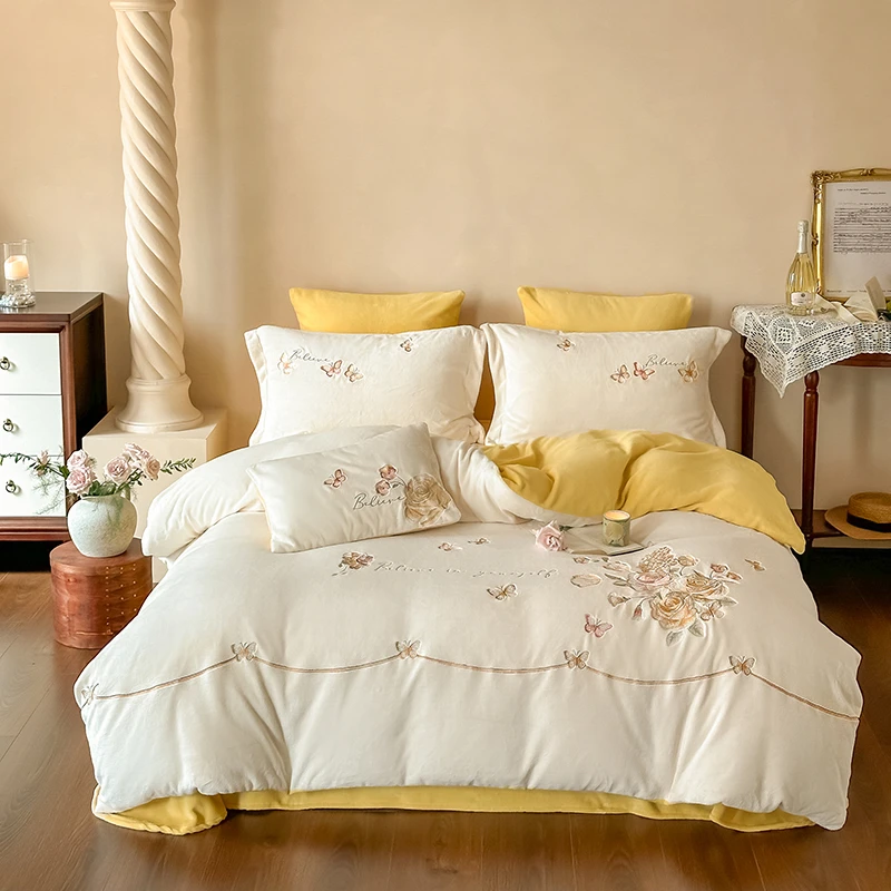 现货 蝶恋花黄 冬季高端刺绣工艺款 绒四件套 床上用品