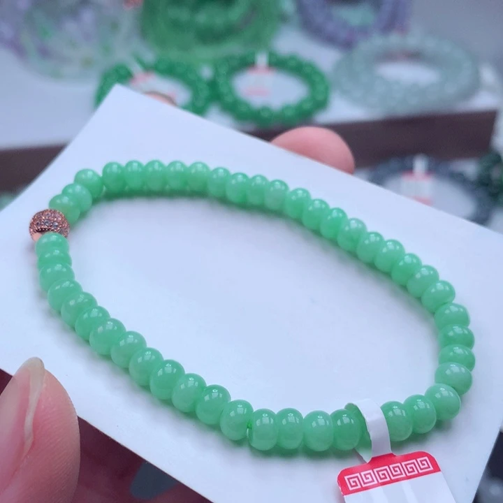 翡翠手链未镶嵌天然