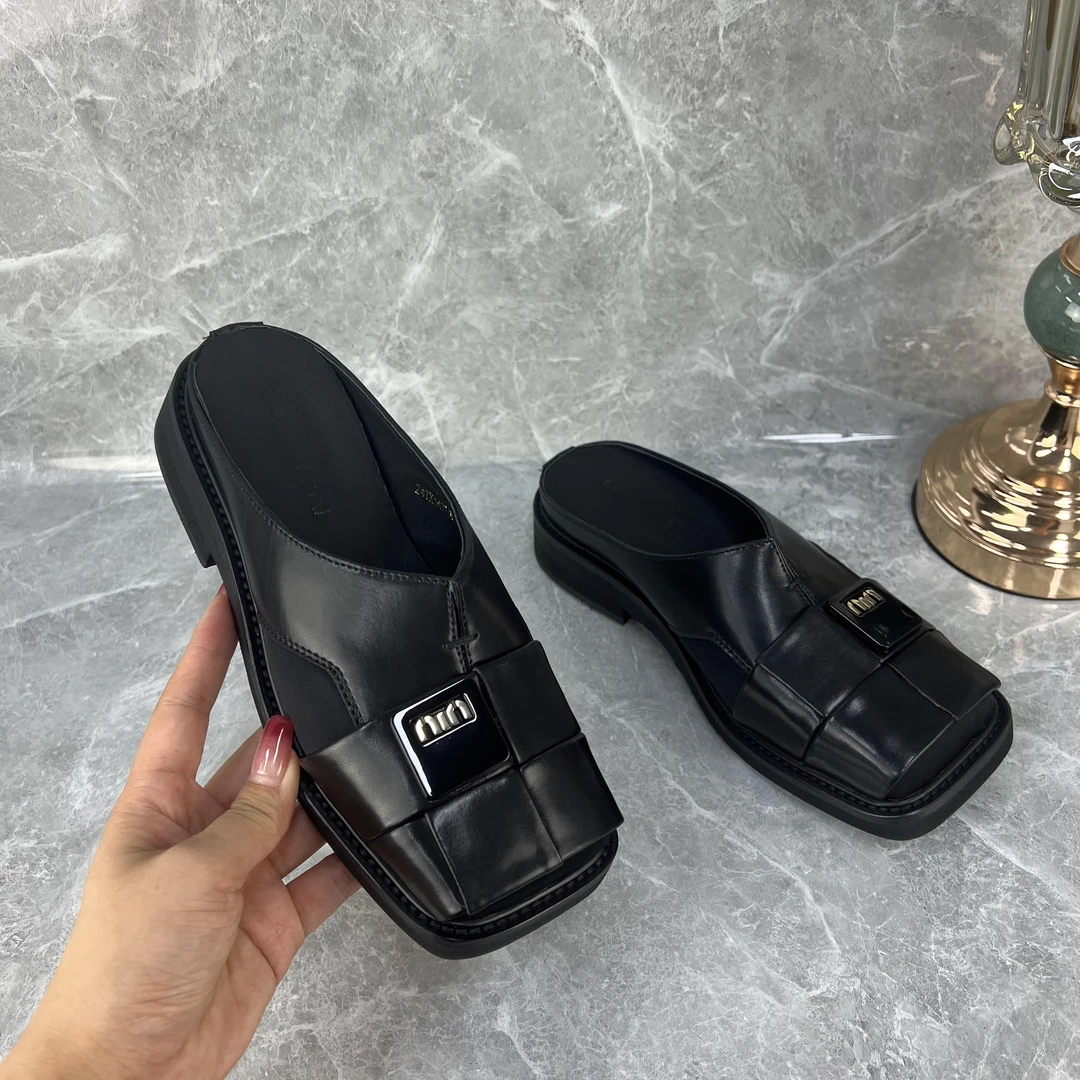 2024胎牛皮低跟广州气质女神方头手工女鞋夏季柔软时尚包头拖