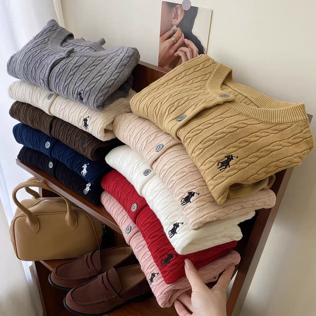 【现货】小马刺绣麻花针织开衫女春秋早春复古圆领红色白色毛衣外套