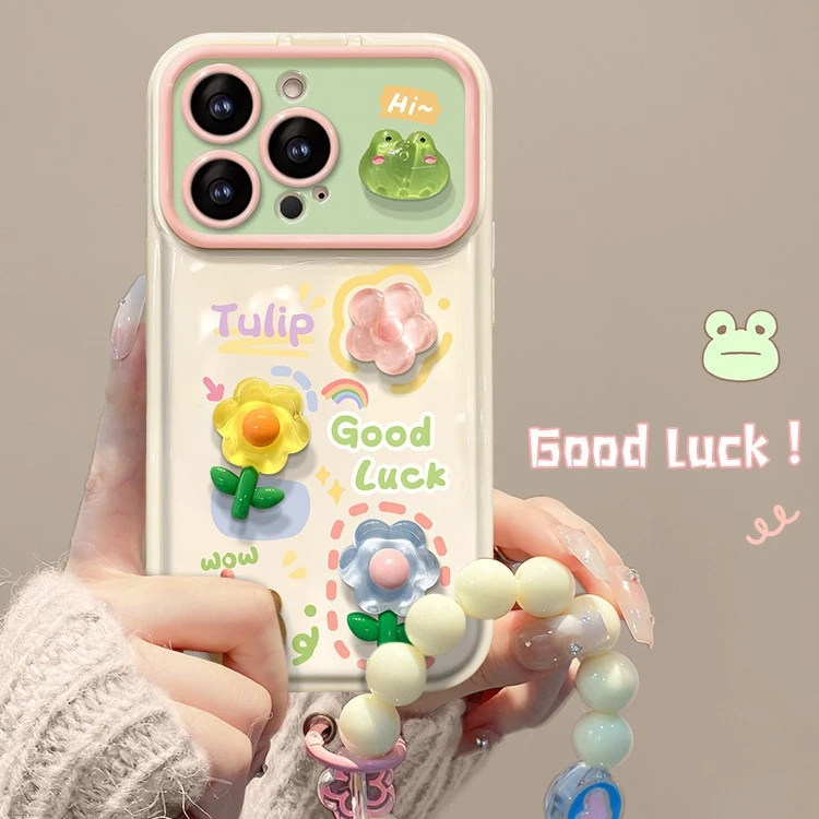 适用苹果15手机壳iPhone14青蛙花公仔手链13视窗翻盖12可爱硅胶7P