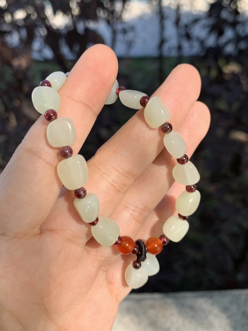 【晶润珠宝】天然和田玉随形珠手串