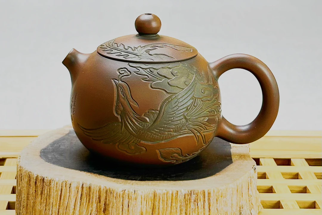 钦州坭兴陶名家小西施满身深浮雕茶壶纯全手工原矿紫泥壶包邮