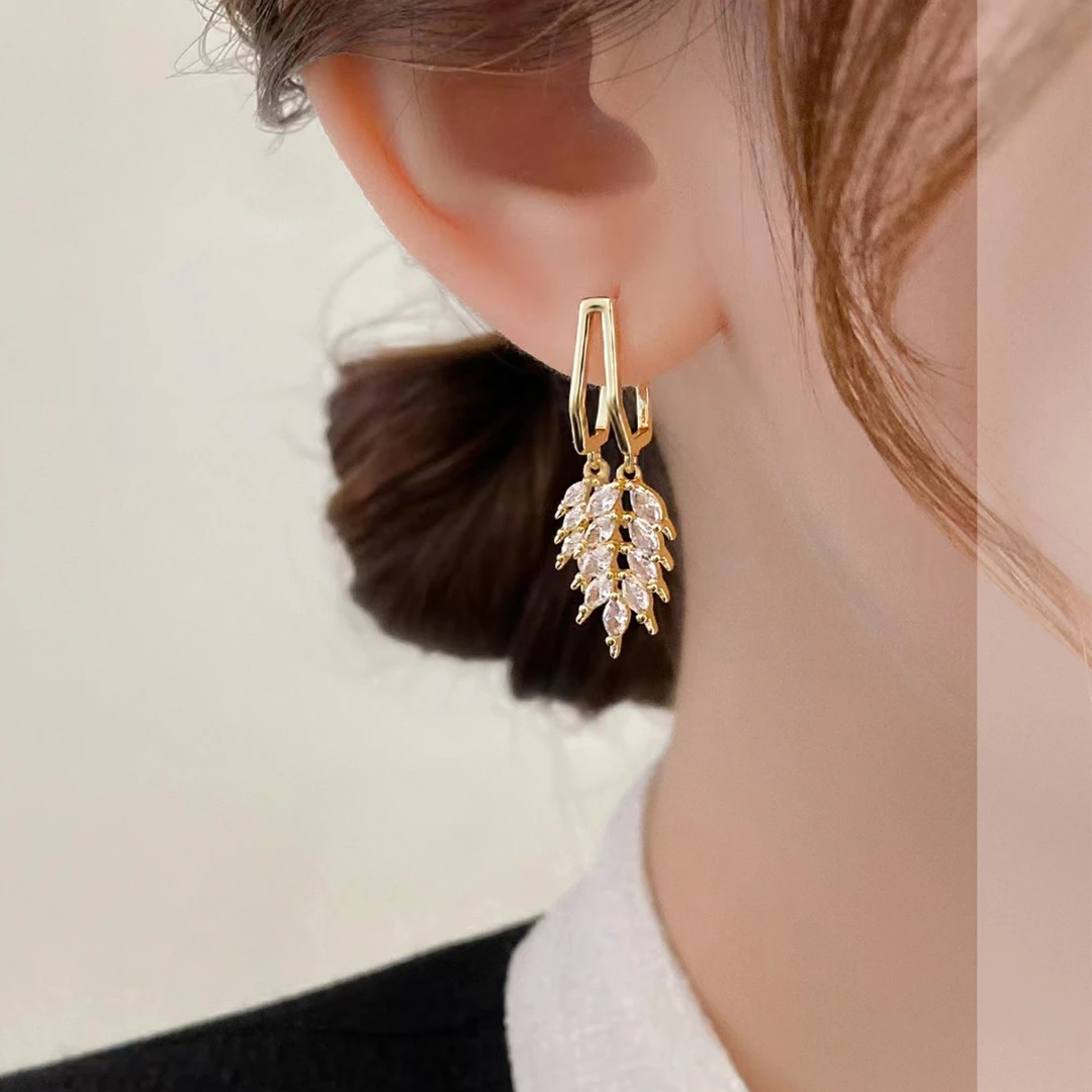 轻奢百搭小众耳环2025新款爆款高级感171