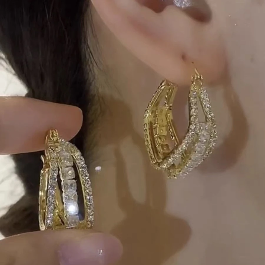 铜合金合成锆石耳饰 轻奢百搭简约时尚素款精致法式圈圈耳环243