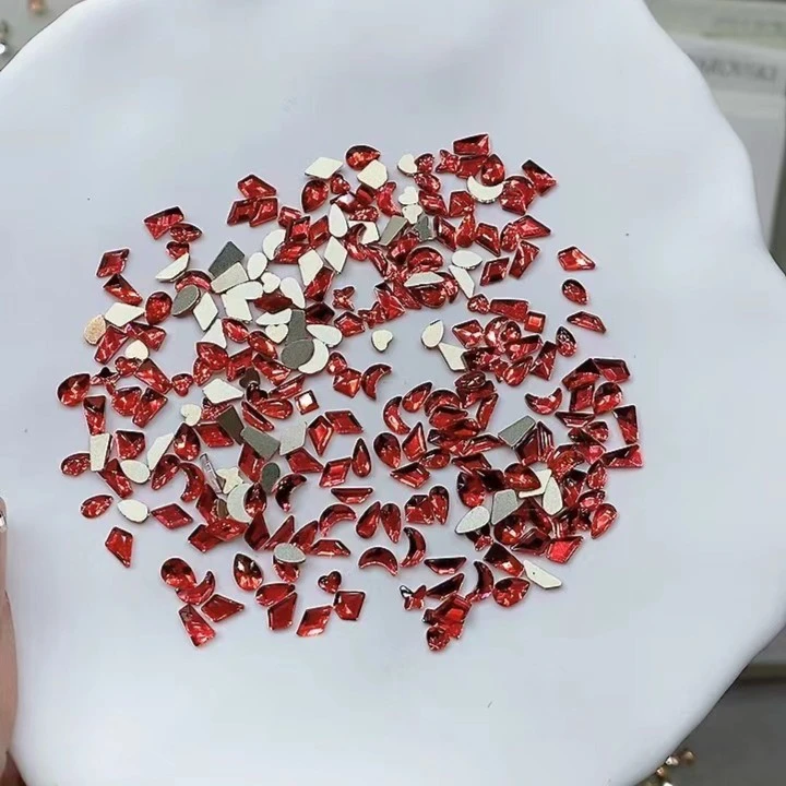 【酒红中号平底异形钻】K9玻璃材质平底异形闪钻美甲饰品爆款温精灵