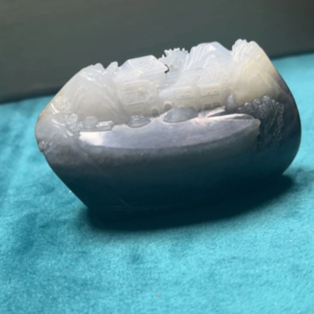 和田玉立体雕刻山水小摆件