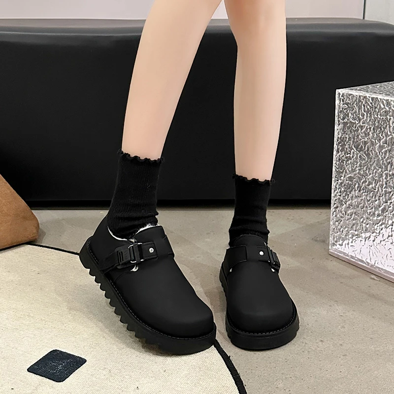 皮面加绒勃肯鞋女2023冬季新款皮带扣复古百搭毛毛鞋厚底乐福棉鞋