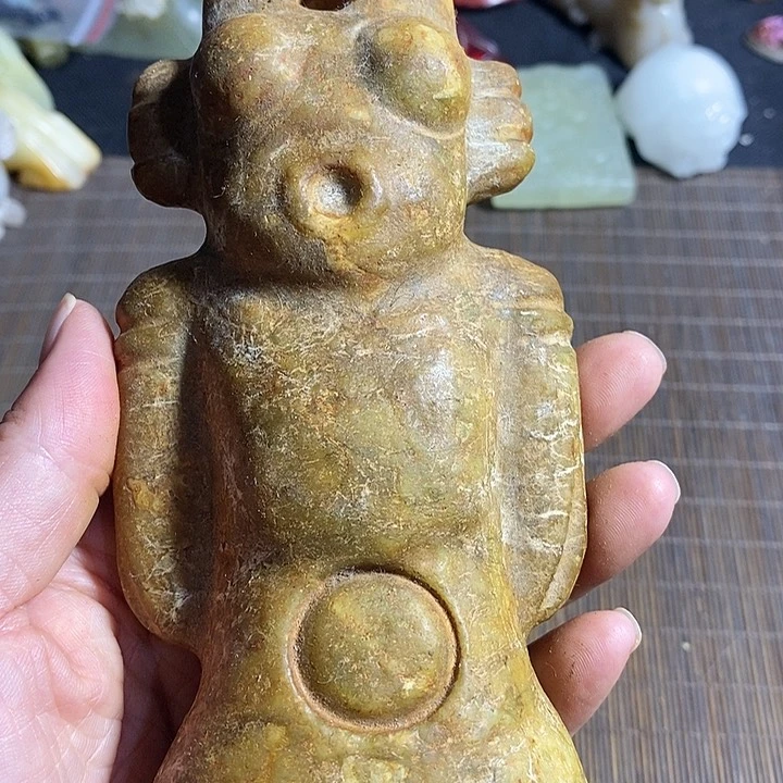和田玉（糖玉）颈饰未镶嵌
