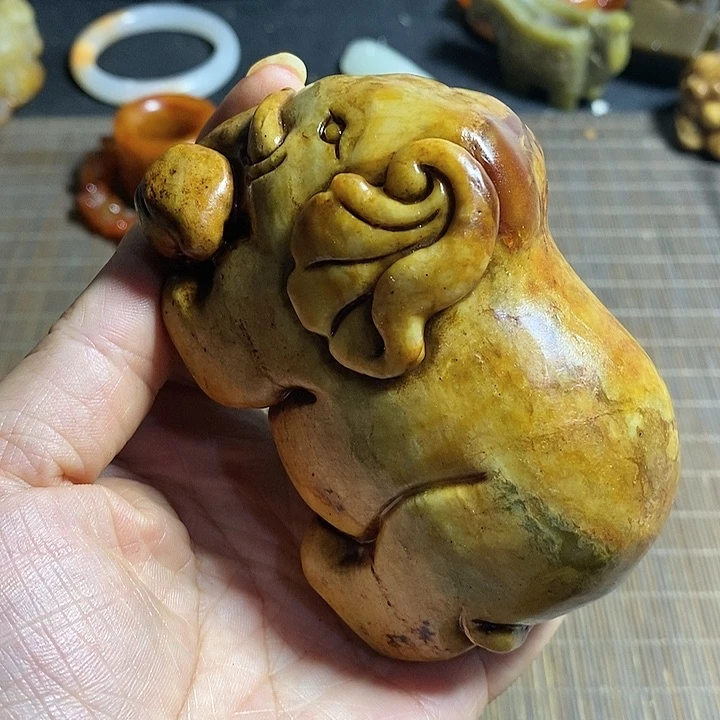 和田玉（糖玉）颈饰未镶嵌