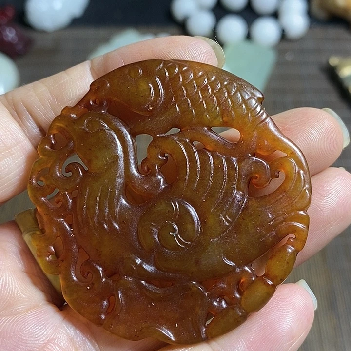 和田玉（糖玉）颈饰未镶嵌