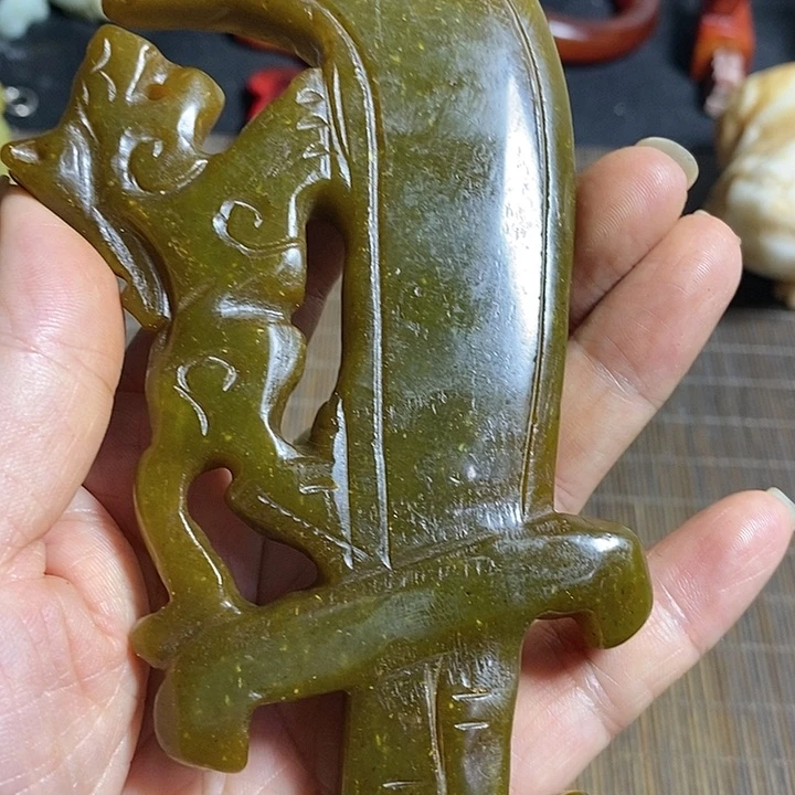 和田玉（糖玉）颈饰未镶嵌