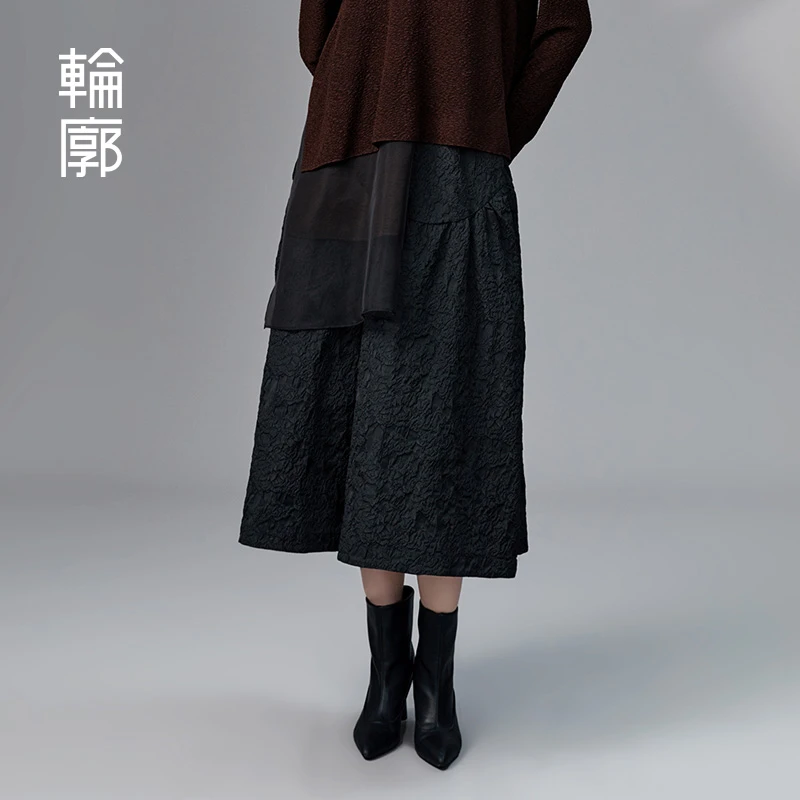 轮廓畅行繁花褶皱提花缎休闲裤原创复古立体花苞阔腿裤子L233K004