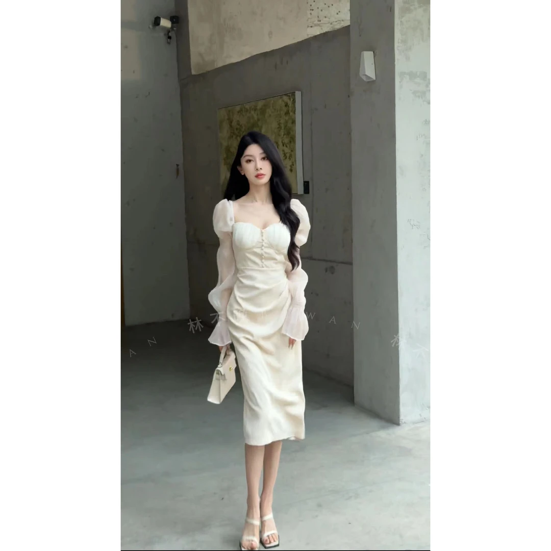 长袖泡泡袖连衣裙女2025长款法式高级感小众设计春季裙子纯欲