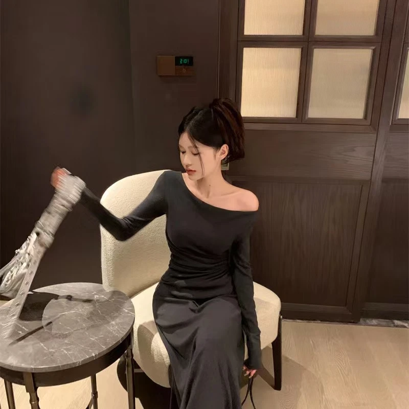 秋冬一字肩不规则上衣纯色百搭半身裙套装