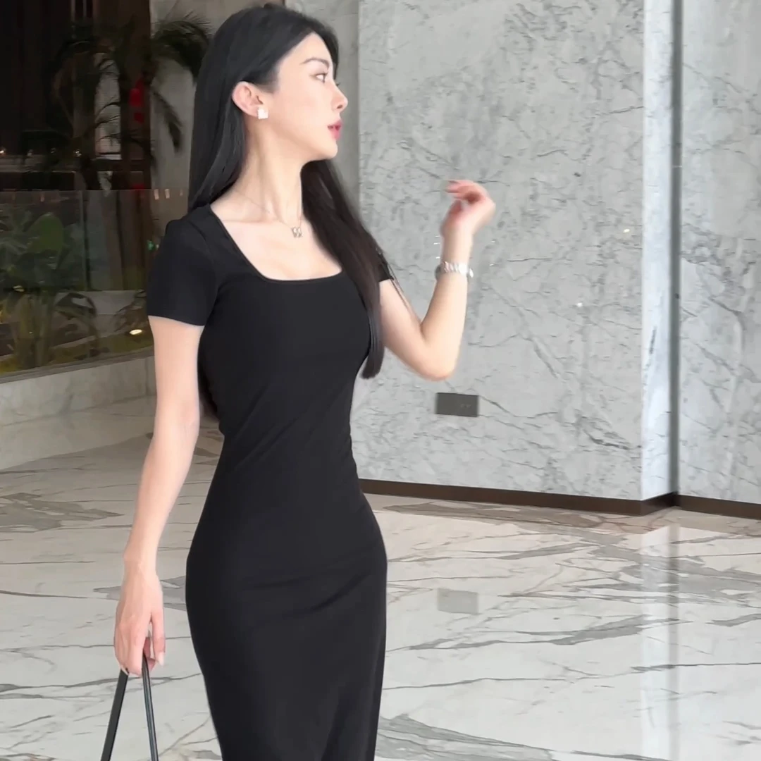 2024夏季新款坑条方领长袖连衣裙女修身包臀紧身长裙子显瘦气质裙