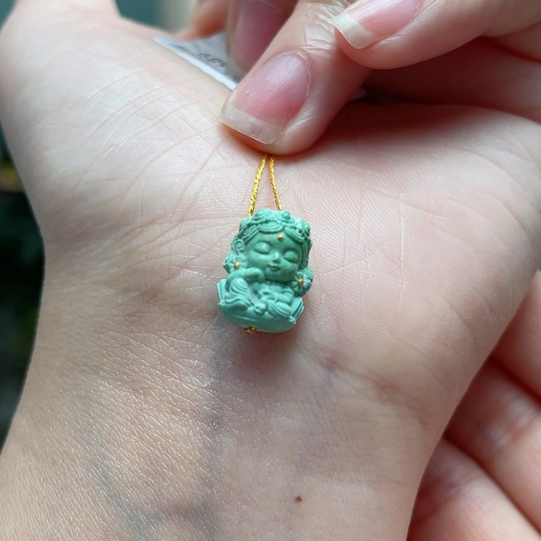 绿松石颈饰未镶嵌