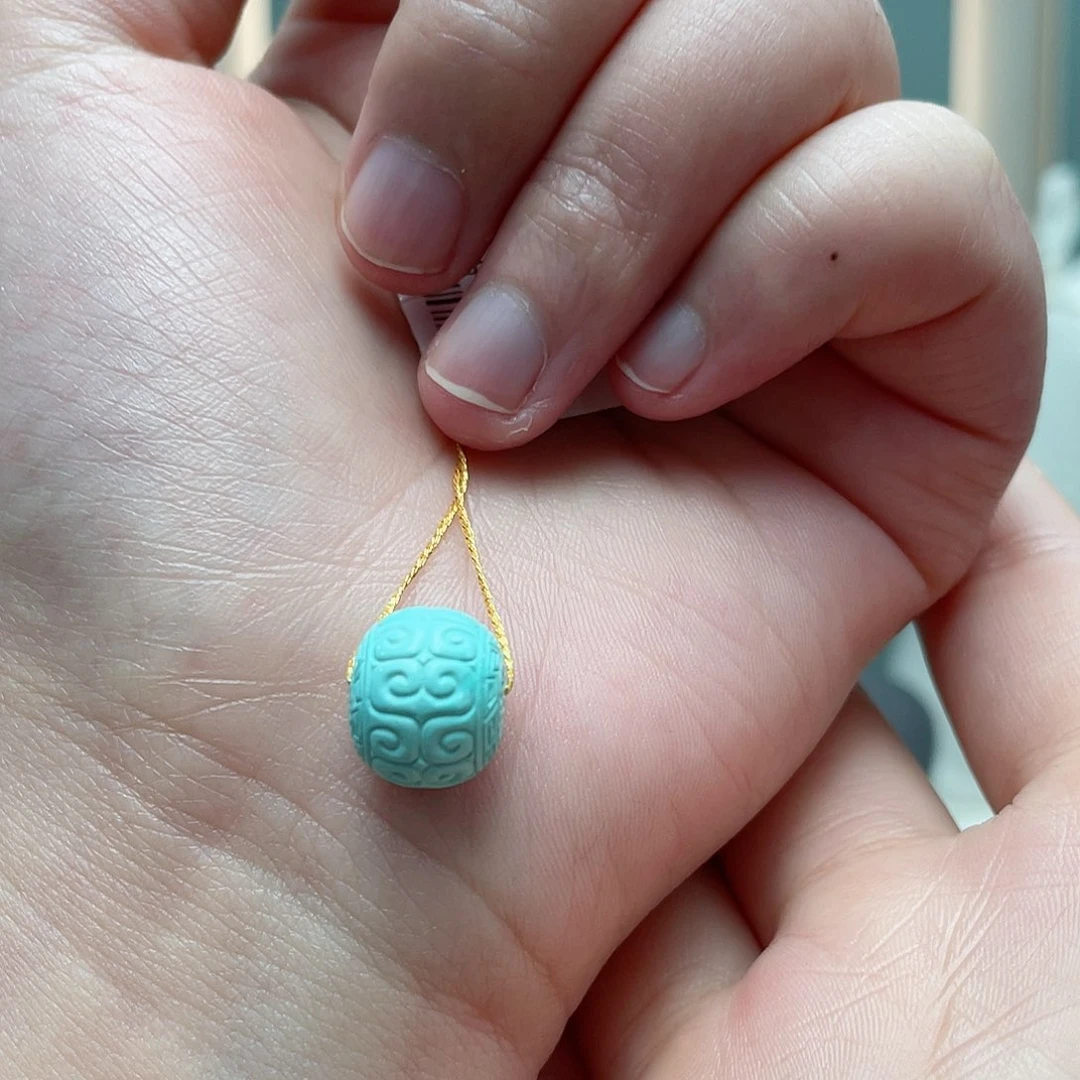 绿松石颈饰未镶嵌