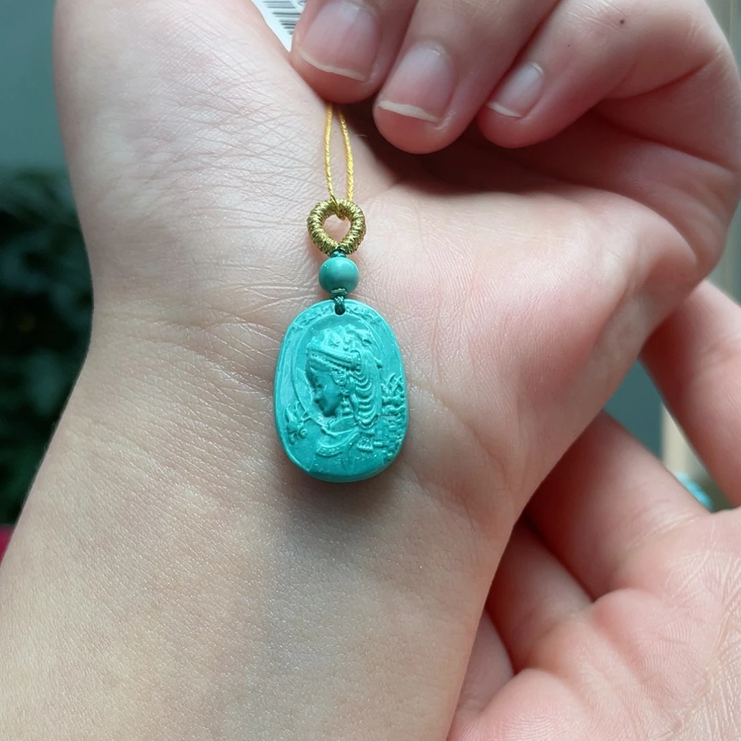 绿松石颈饰未镶嵌