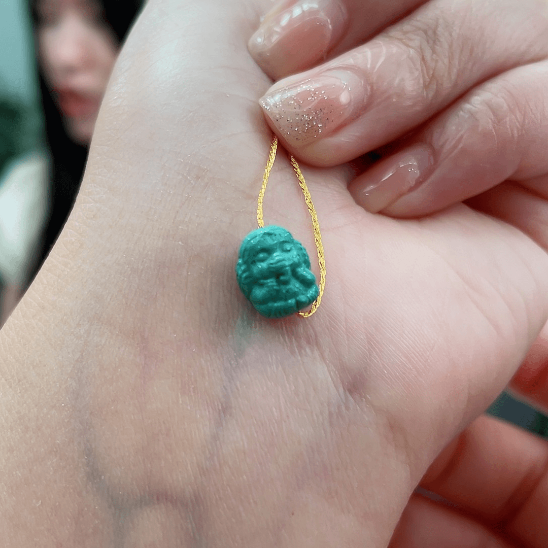 绿松石颈饰未镶嵌