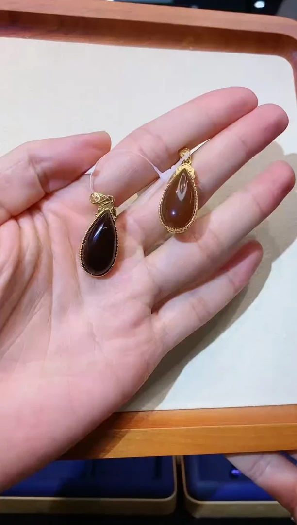 【闪购商品】和田玉吊坠18K金镶嵌@@AD5094（多样性发一）