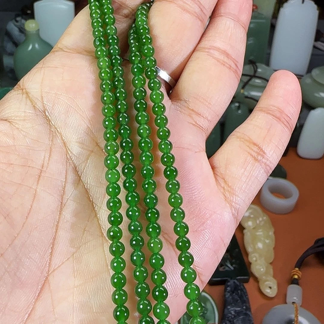 和田玉（碧玉）颈饰未镶嵌