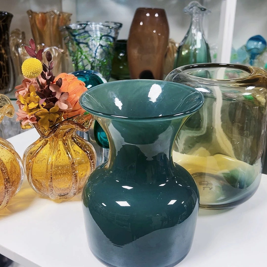 高20灰色琉璃花瓶