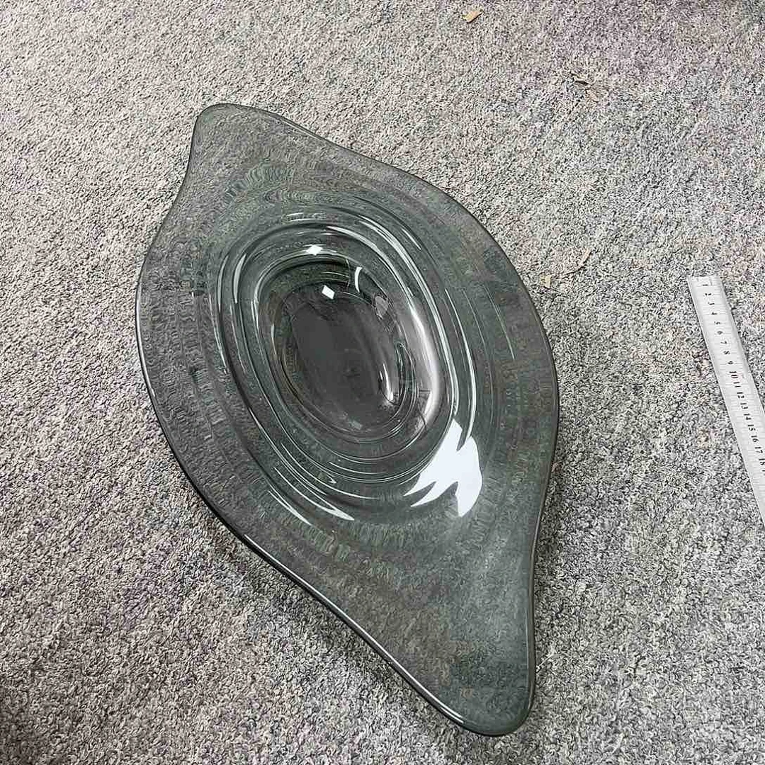 =烟灰色琉璃果盘花器