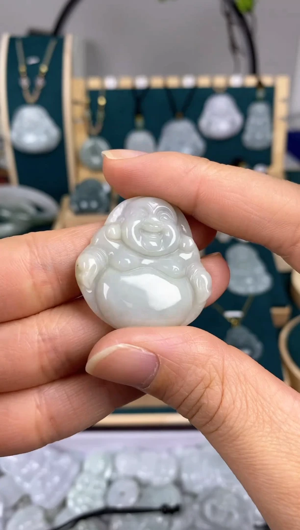 【闪购商品】翡翠颈饰未镶嵌佛公（多样性发货发其一）