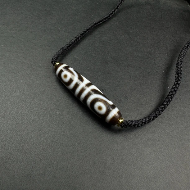 玖扬-台湾 S级 上肯 黑白 如意四眼 简约 大气 百搭 玛瑙锁骨链