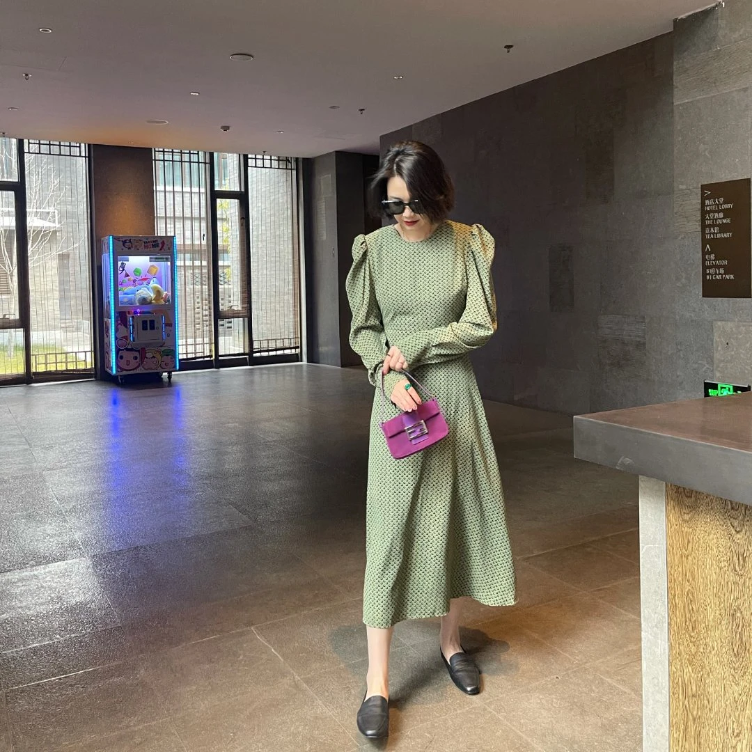 【程发发】泡泡袖小月牙抽绳连衣裙3638