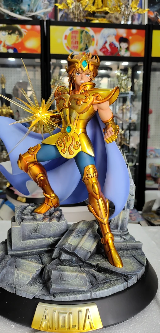 黄金圣斗士狮子座手办雕像