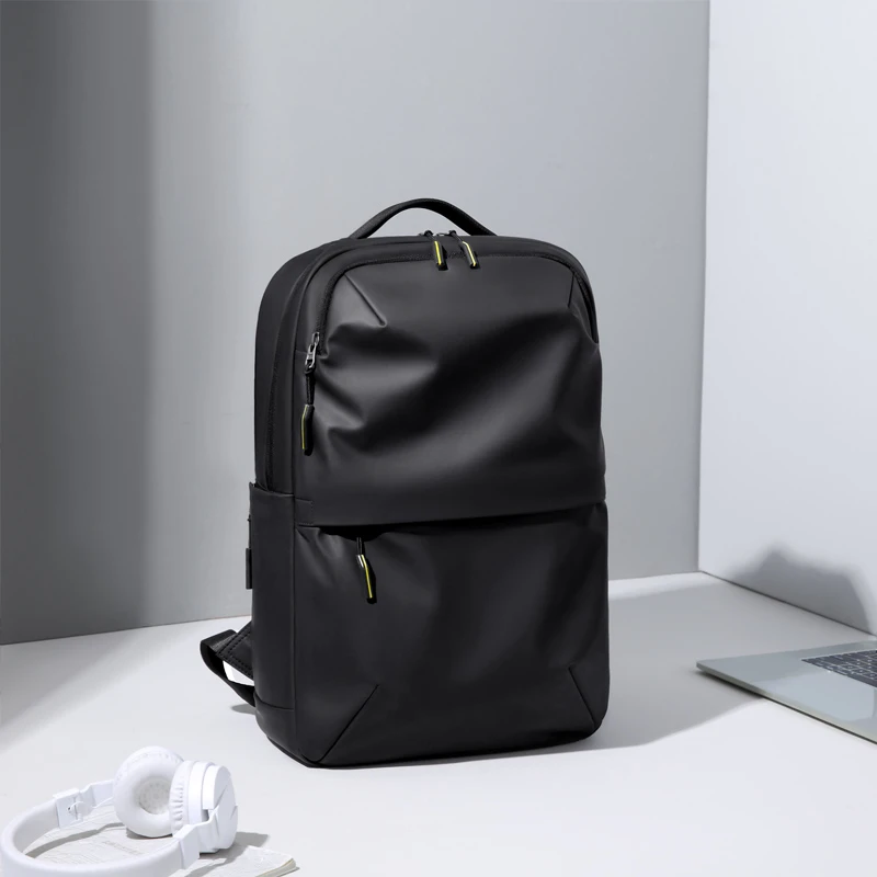 GOLF/高尔夫可装15.6英寸笔记本电脑包轻便双肩包男士背包防泼水