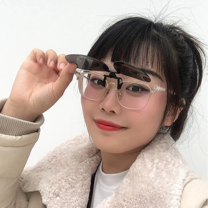 Lamcano/行营偏光増晰夹片（日用和夜用）网红韩版防辐射圆脸平光