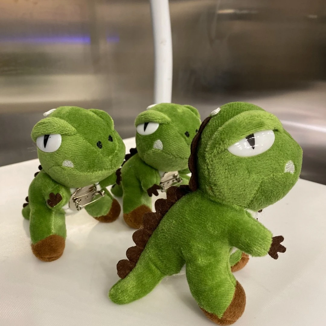 铁合金布艺胸针 小公仔 胸针别针 （1个）