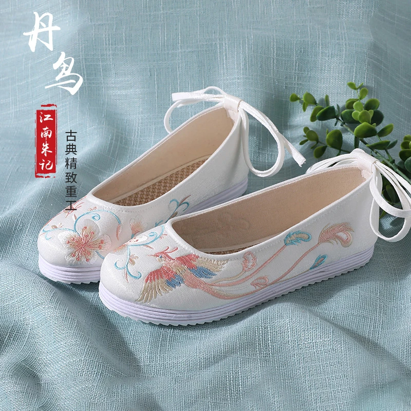 江南朱记丹鸟圆头古风汉服鞋女复古千层底透气平底鞋绣花鞋
