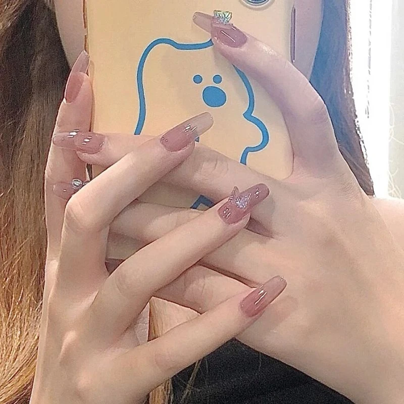 冰透茶色小蝴蝶踏春显白假指甲贴片纯色可拆卸穿戴甲