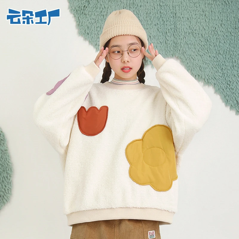 【样品】云朵工厂恐龙花朵贴布套头毛绒卫衣秋冬新款加厚宽松