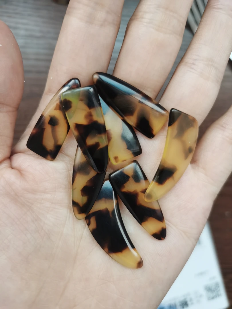 古筝指甲中号凹槽加厚成人练习演奏摇指处理