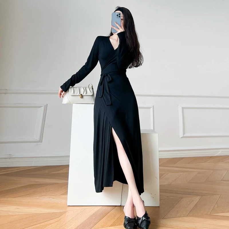 一片式性感收腰系带连衣裙2024春装新款气质开叉显瘦外穿打底长裙