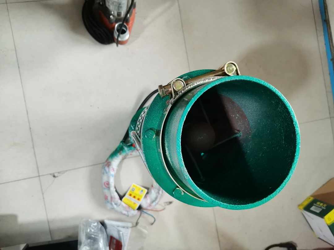 220电压单，相电六寸大流量潜水泵