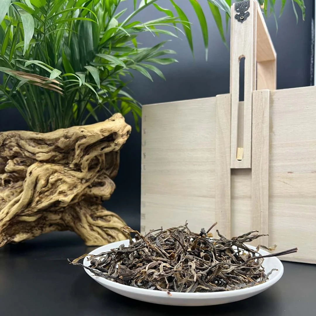 冰岛云南双江蜜香花香浓郁茶汤饱满苦涩低冰糖甜耐泡大叶种茶散料