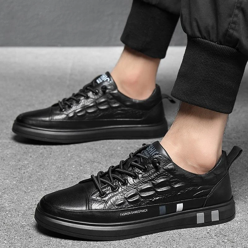 特大码男鞋45新款潮流鳄鱼纹小白鞋46软底百搭韩版板鞋47休闲鞋48