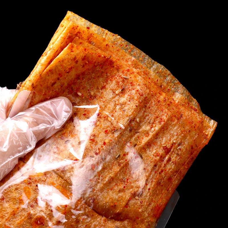 思乡山手撕大辣片老式豆皮麻辣网红零食辣条湖南特产小吃125g/包