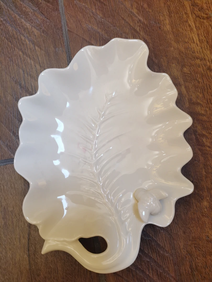 昆轩家叶子小蜜蜂盘子