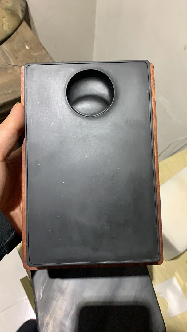 歙砚长方大古运石黑龙尾