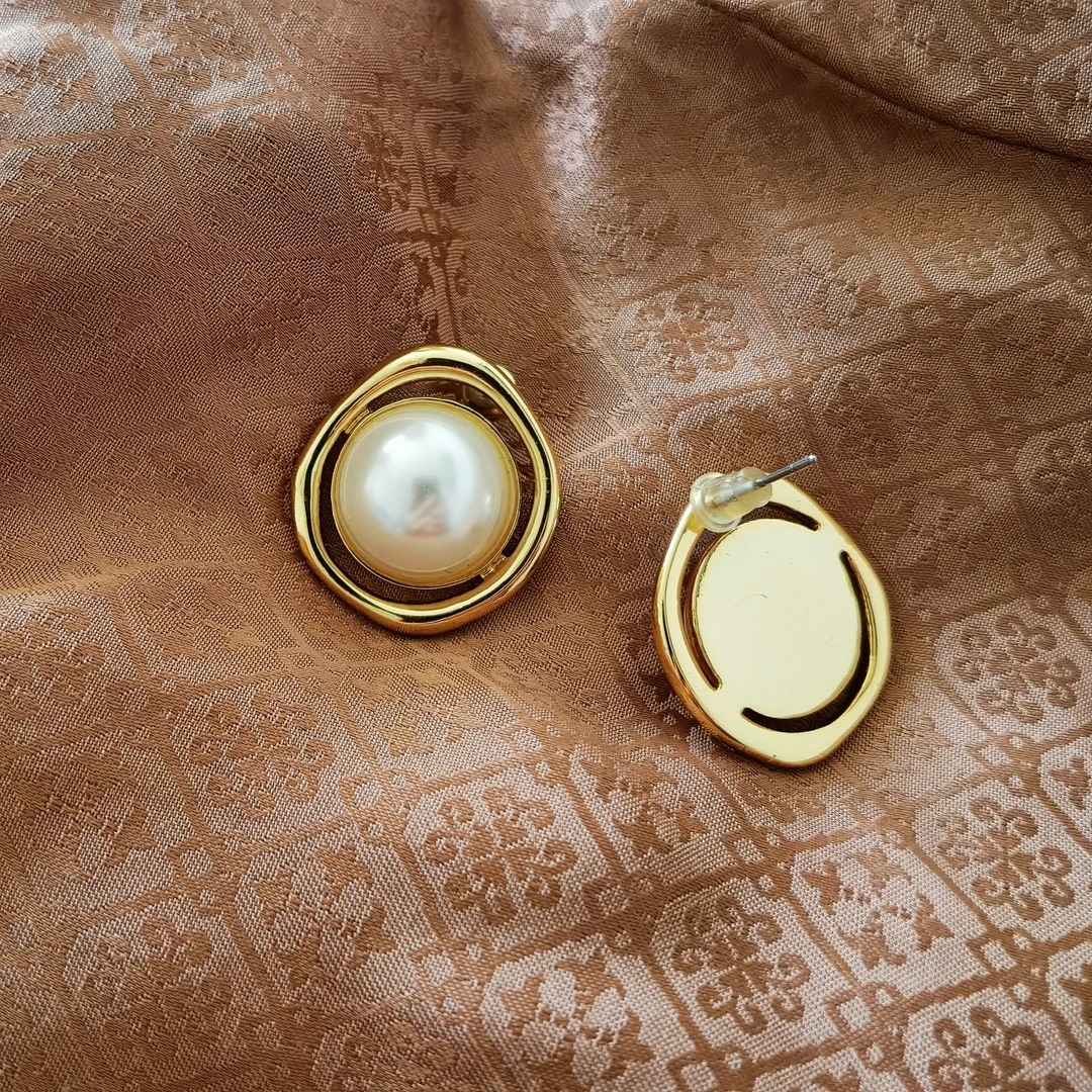 钛钢仿珍珠耳饰  优雅气质合金镶珠耳钉