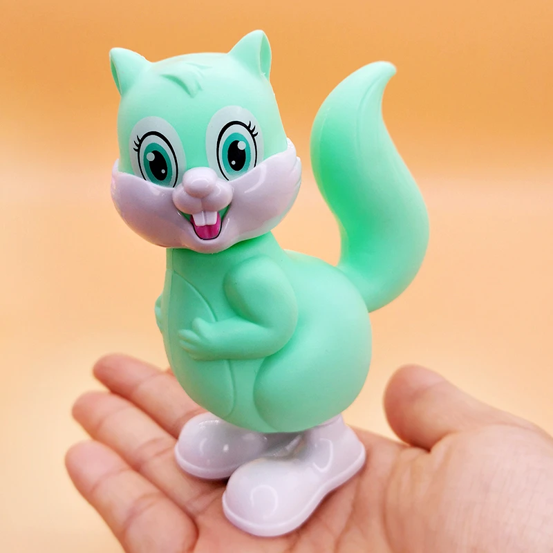 网红上弦发条玩具蹦跳小松鼠仿真动物卡通婴幼儿童益智学爬1-3岁