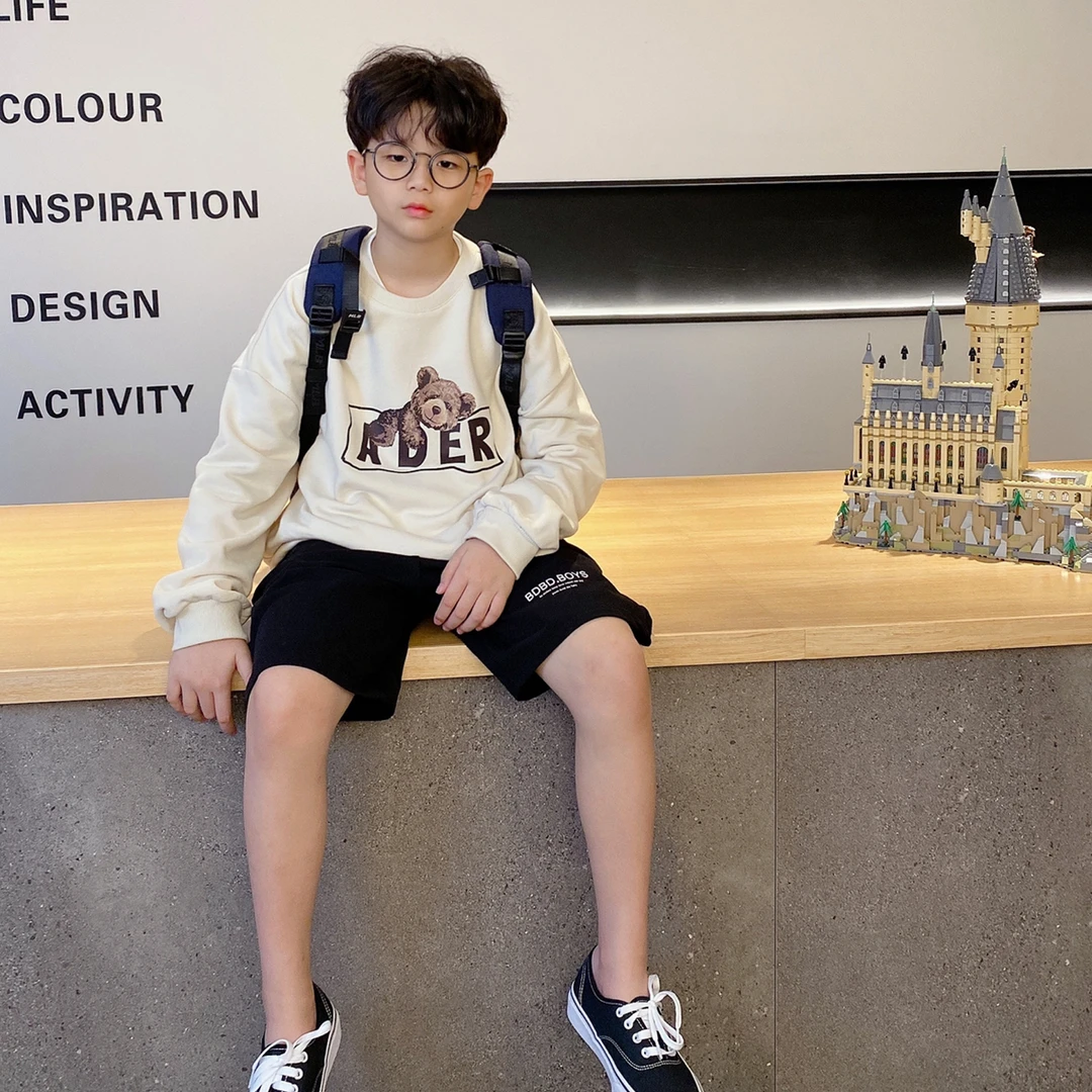 121韩韩小熊儿童卫衣   清仓不退换